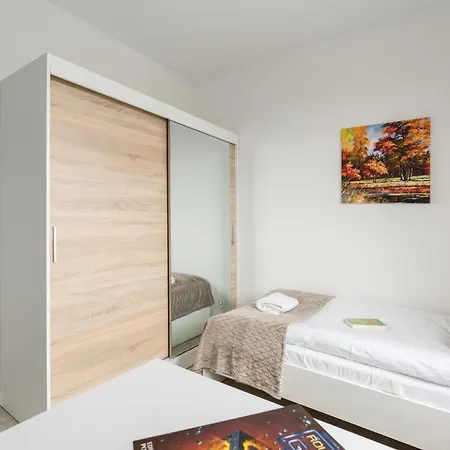 Apartmán Premium Airport By Renters *