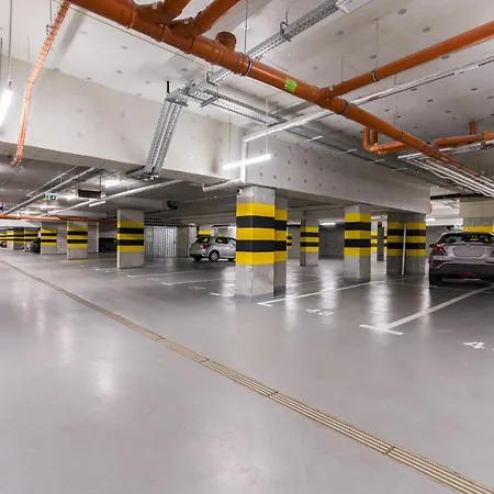 Premium Airport By Renters Poznaň