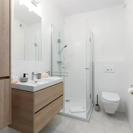 Апартаменты Premium Airport By Renters