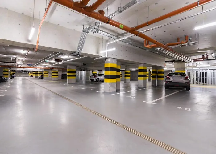 Premium Airport By Renters Poznań