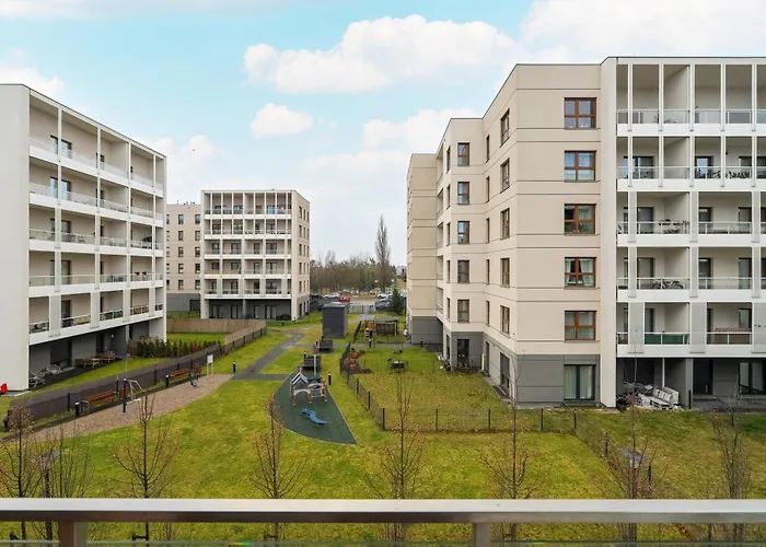 Premium Airport By Renters Appartamento Poznań