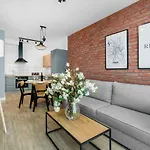 Апартаменты Premium Airport By Renters *