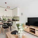Apartmán Premium Airport By Renters *