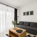 Premium Airport By Renters * Poznaň