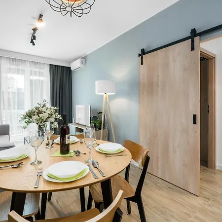 Appartamento Premium Airport By Renters *