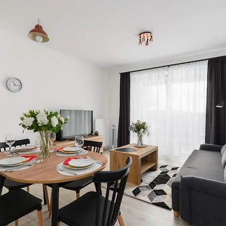 Premium Airport By Renters Appartamento *