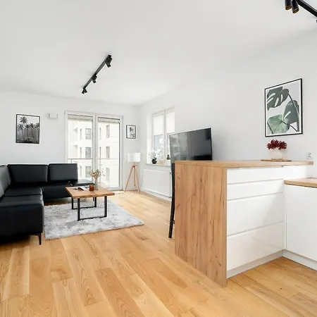Premium Airport By Renters Apartamento Poznań