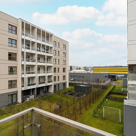 Premium Airport By Renters *