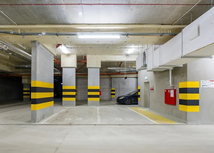 Premium Airport By Renters Poznań